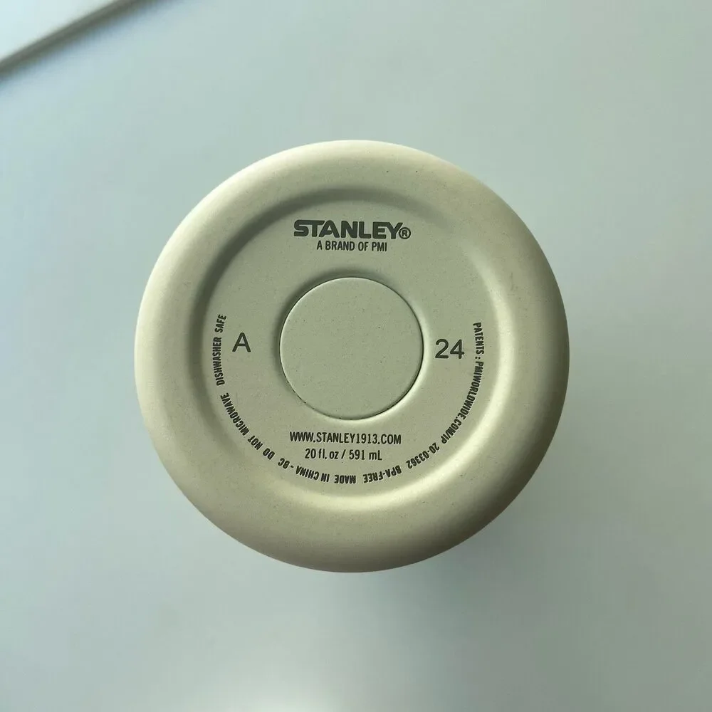 Stanley 20oz Stainless Steel AeroLight Transit Bottle Tumbler Cream Locking Lid